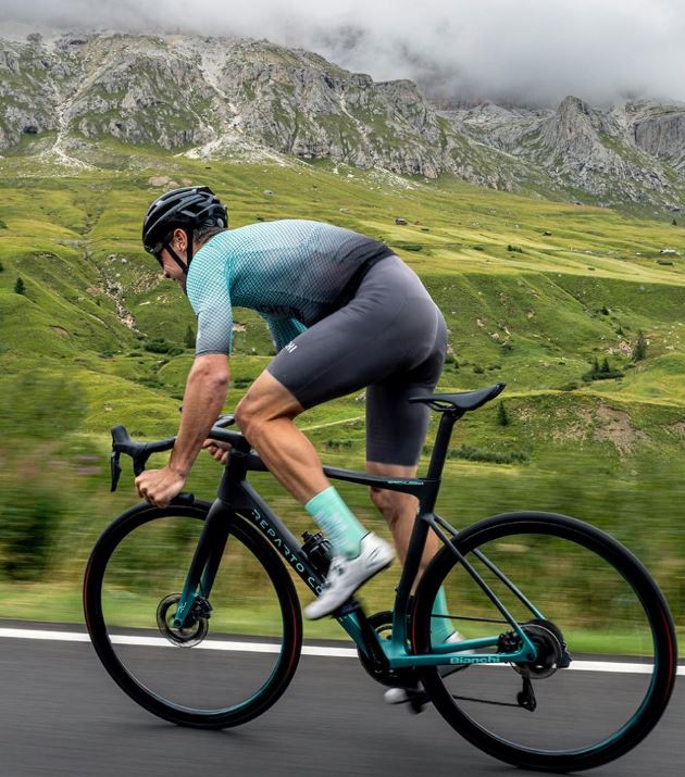 BIANCHI SPECIALISSIMA PRO SRAM FORCE ETAP AXS Celeste