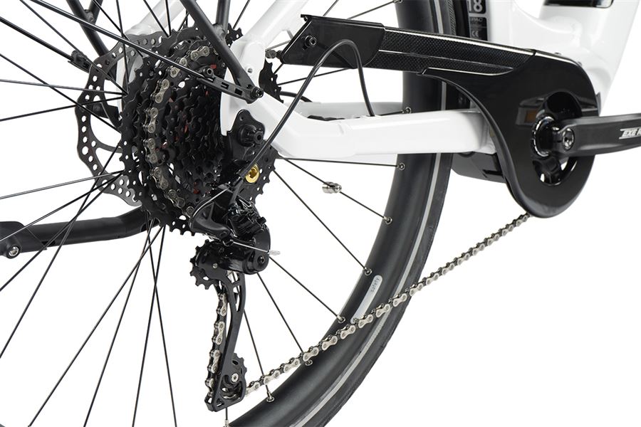 Leader Fox Vivalo 28" biely