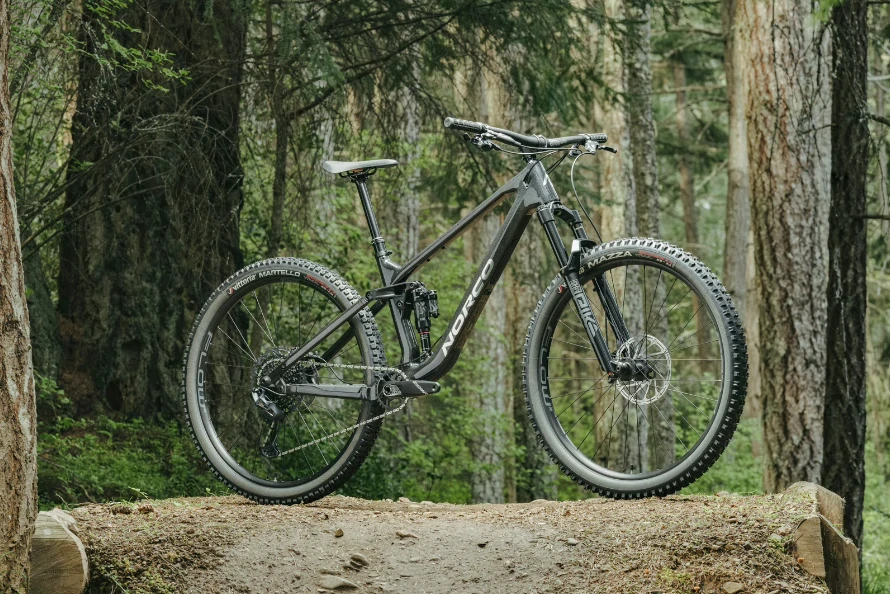 NORCO Fluid C2 29 čiernychróm