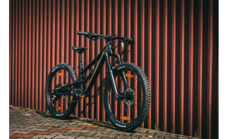 Bicykel detský NORCO Fluid FS 2 24" čierny