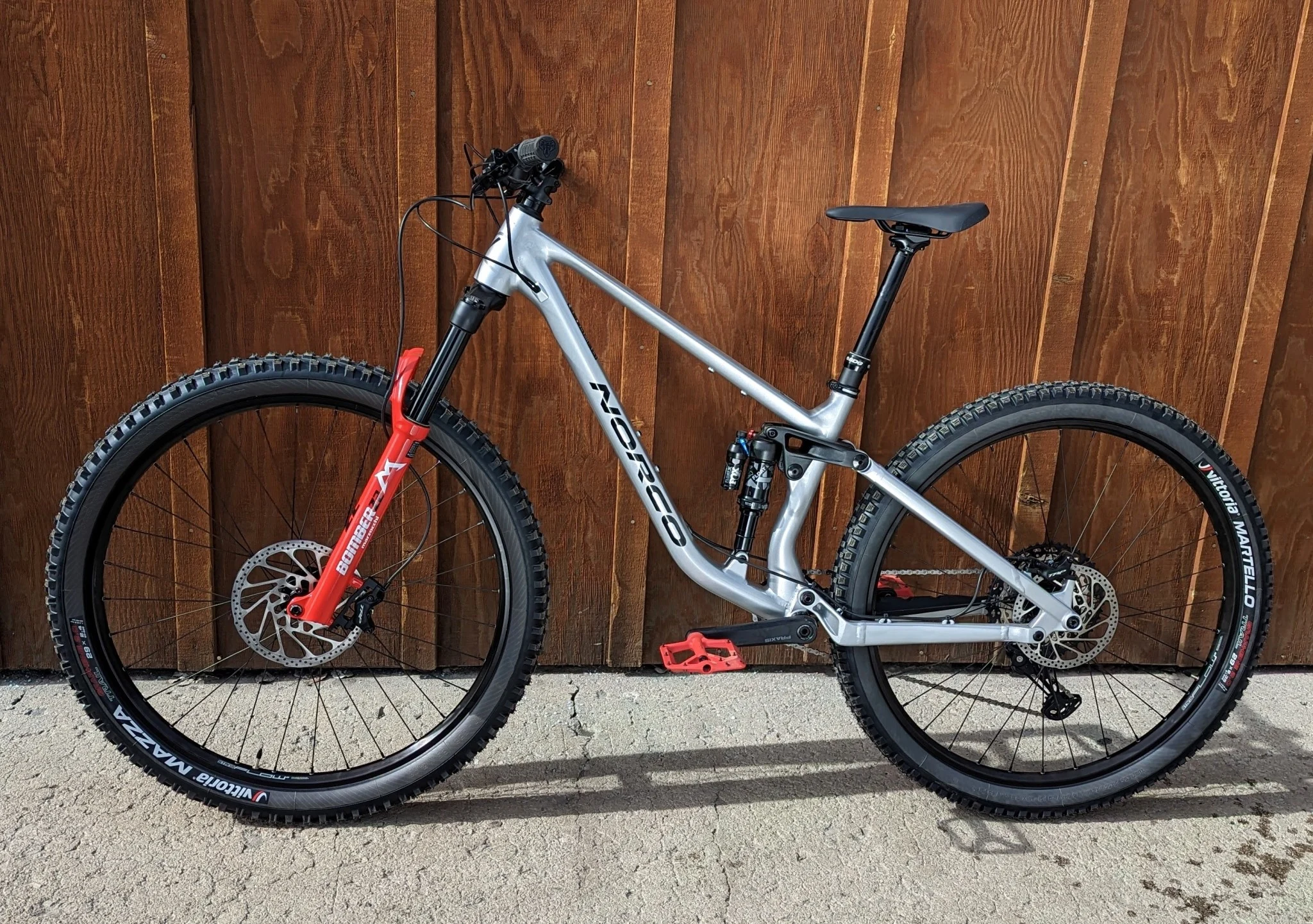 NORCO Fluid FS 2 Strieborný 29