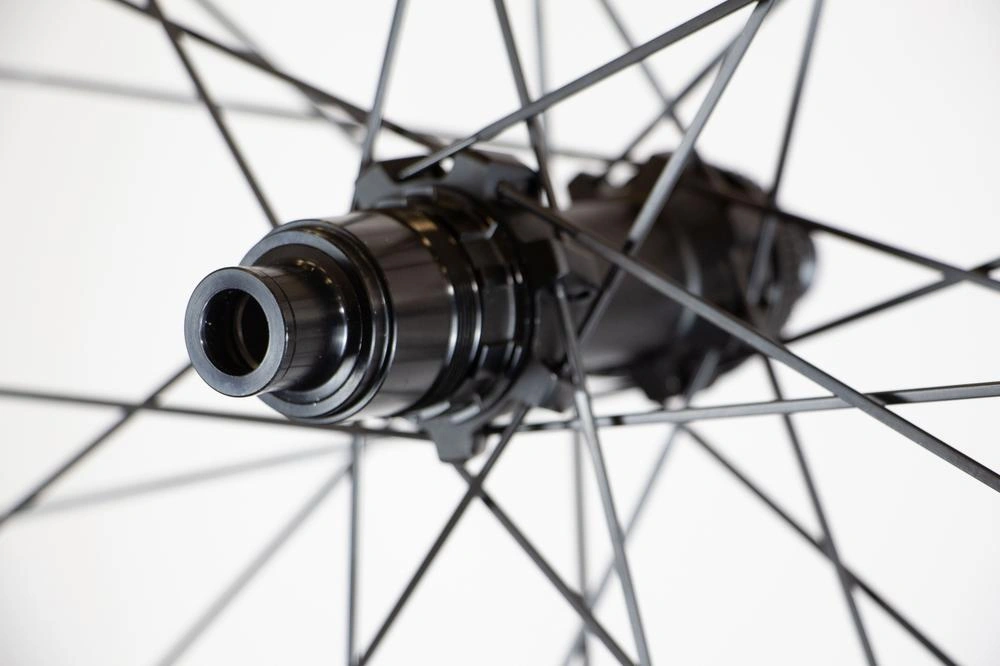 Karbónové MTB kolesá Apex RRX TL 29" M37259 Carbon Shimano Microspline (Boost 110/148 mm, Center Lock)