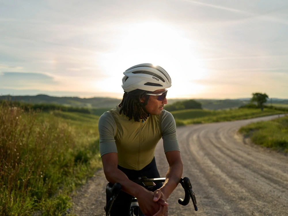 uvex surge biela matná