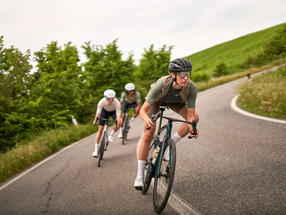 uvex surge MIPS team edition